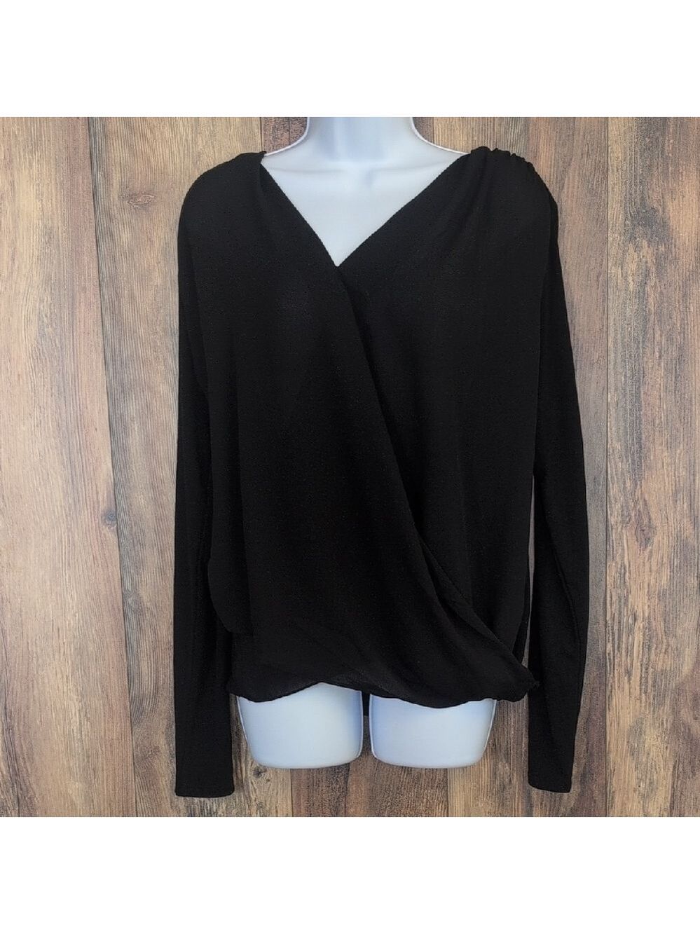 BKE Red Buckle Black Wrap Blouse M                                      AA26